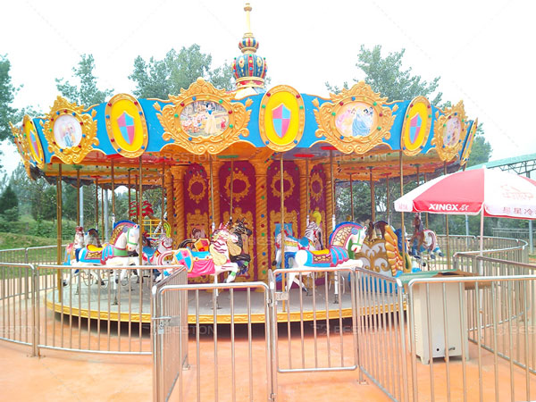 Common carousel ride